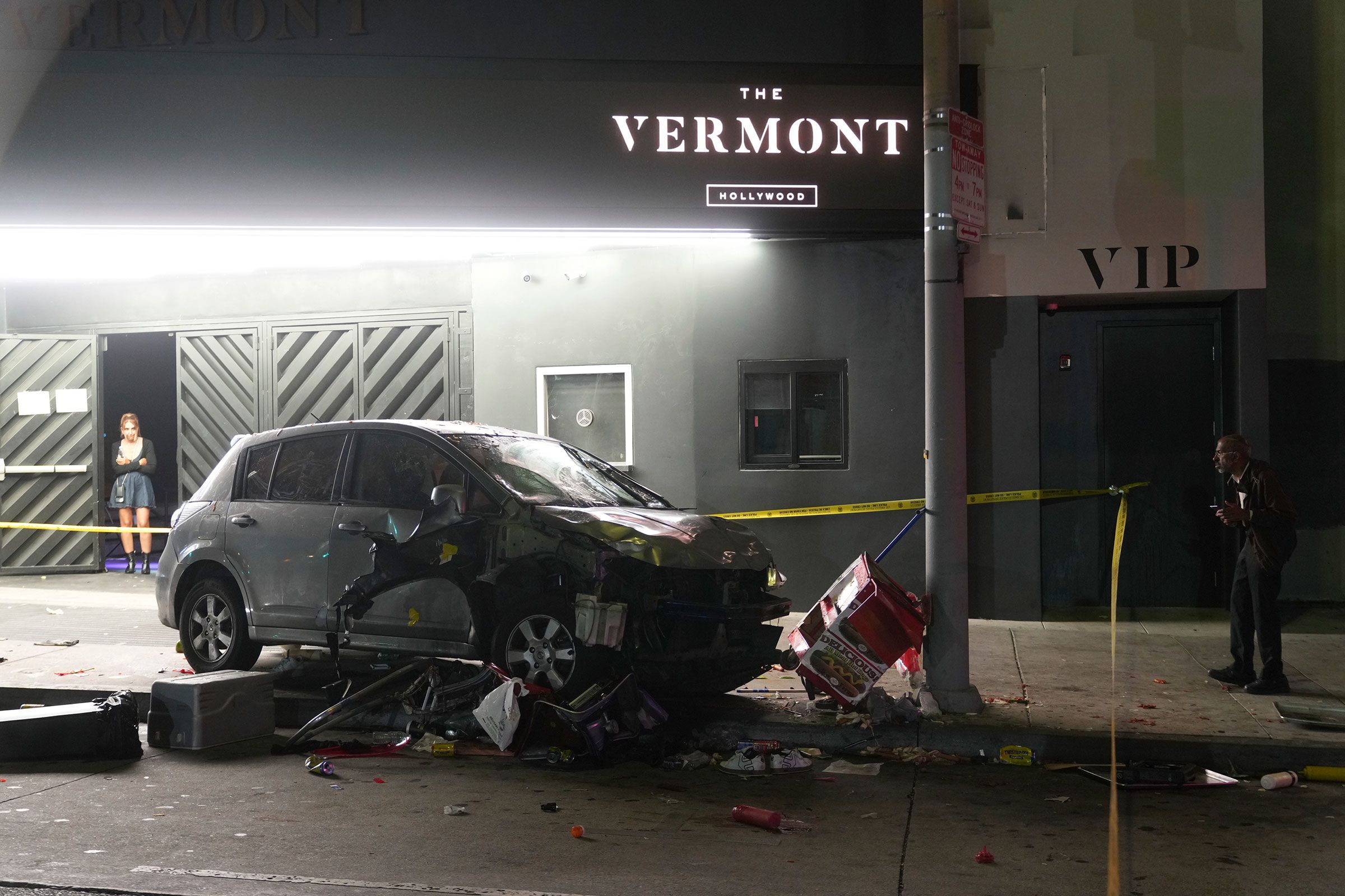After plowing his car into a crowd outside an LA nightclub, the driver was beaten and shot by bystanders, police say – WSVN 7News | Miami News, Weather, Sports | Fort Lauderdale