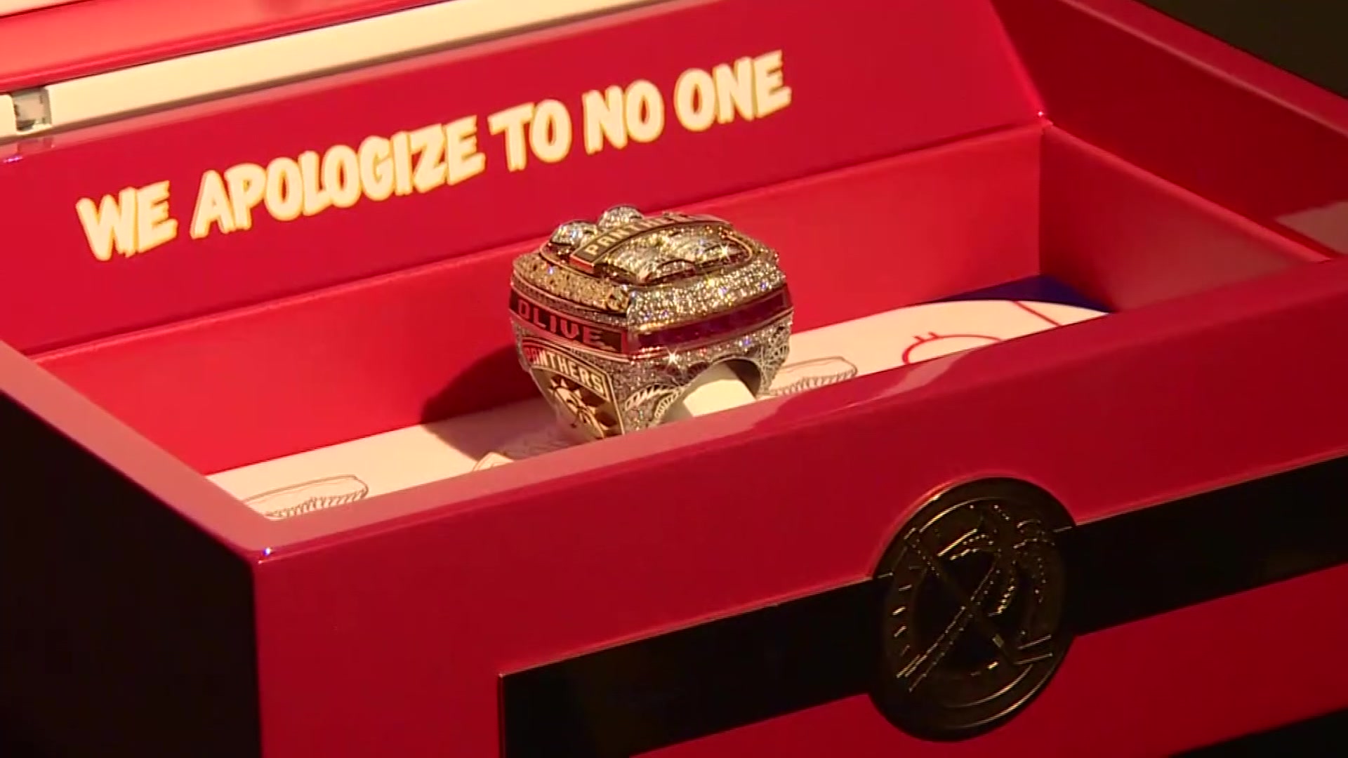 The Panthers hand out their Cup rings, with the ‘apologize to no one’ credo immortalized – WSVN 7News | Miami News, Weather, Sports | Fort Lauderdale