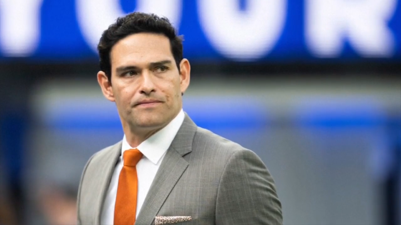 Ex-NFL quarterback Mark Sanchez stabbed multiple times in altercation leading to charges against him – WSVN 7News | Miami News, Weather, Sports | Fort Lauderdale