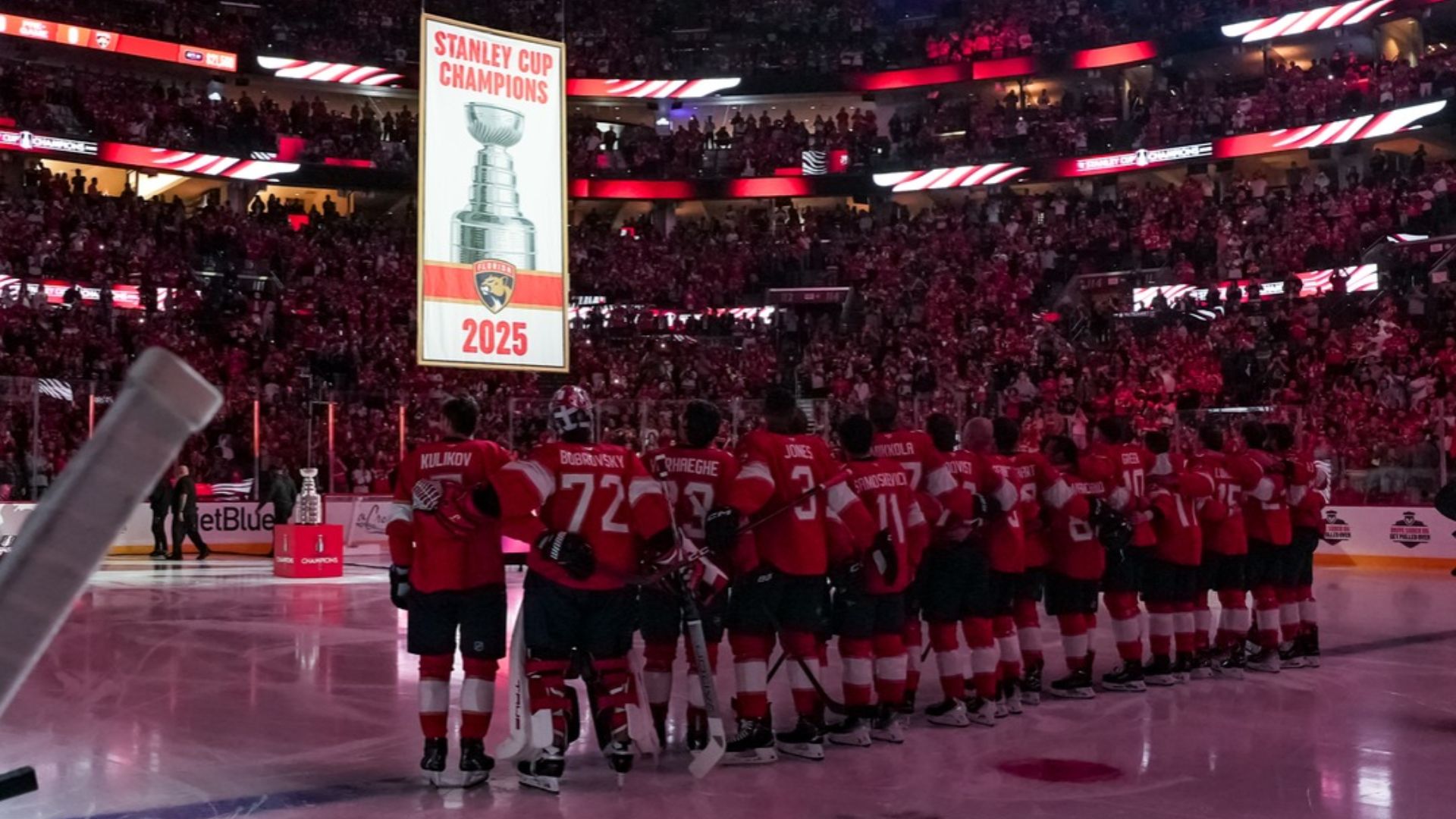 Panthers celebrate Stanley Cup win with banner ceremony, eye historic three-peat as NHL kings – WSVN 7News | Miami News, Weather, Sports | Fort Lauderdale
