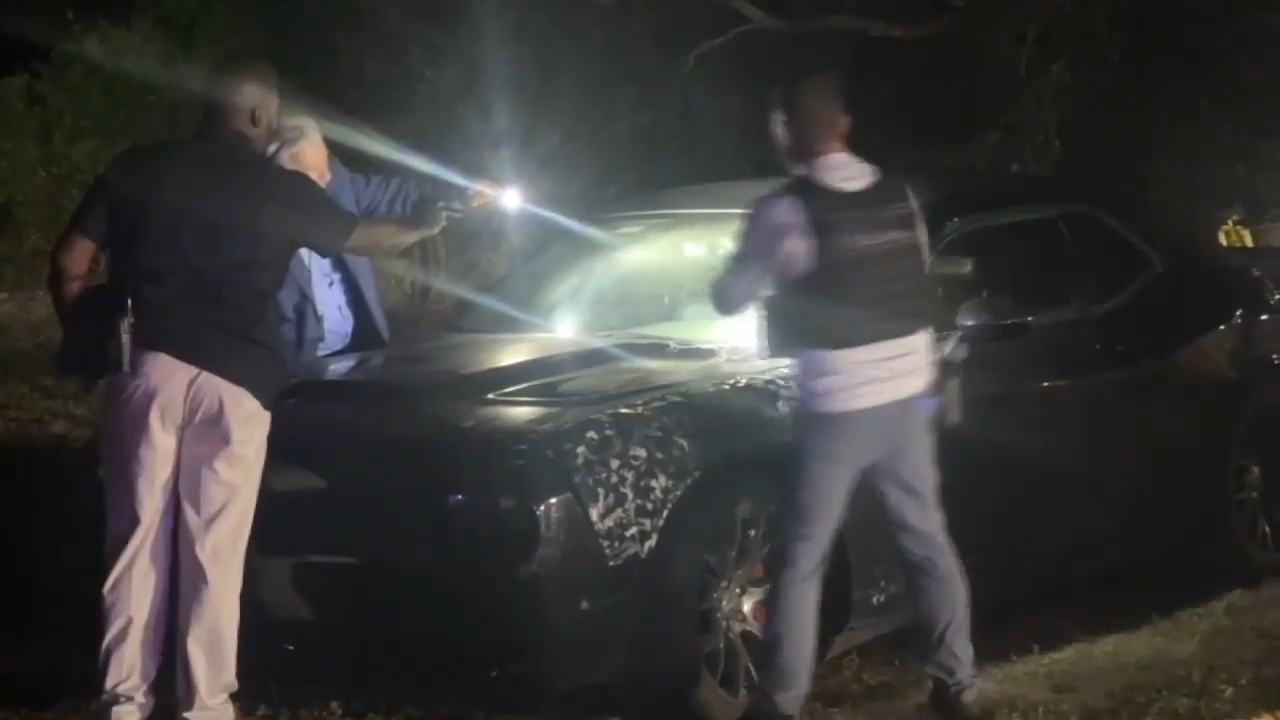 Miami Gardens officer fired at driver who tried to run over police ...