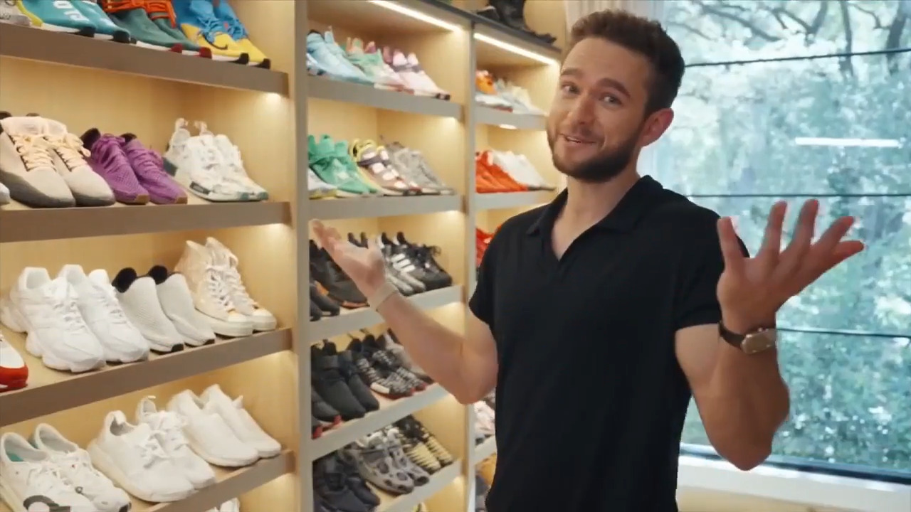 wsvn.com - Sebastian Cuervo - Deco tags along as Zedd takes Architectural Digest inside his Los Angeles home - WSVN 7News | Miami News, Weather, Sports | Fort Lauderdale