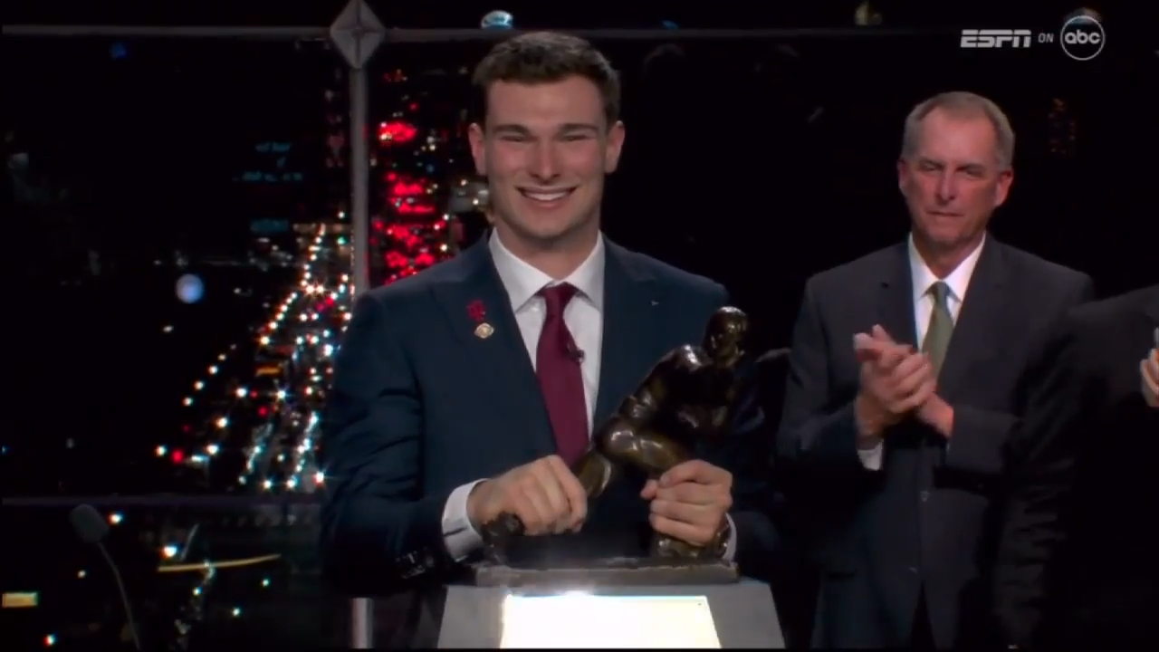 Indiana QB Fernando Mendoza officially declares for the NFL draft and could be the No. 1 pick – WSVN 7News | Miami News, Weather, Sports | Fort Lauderdale