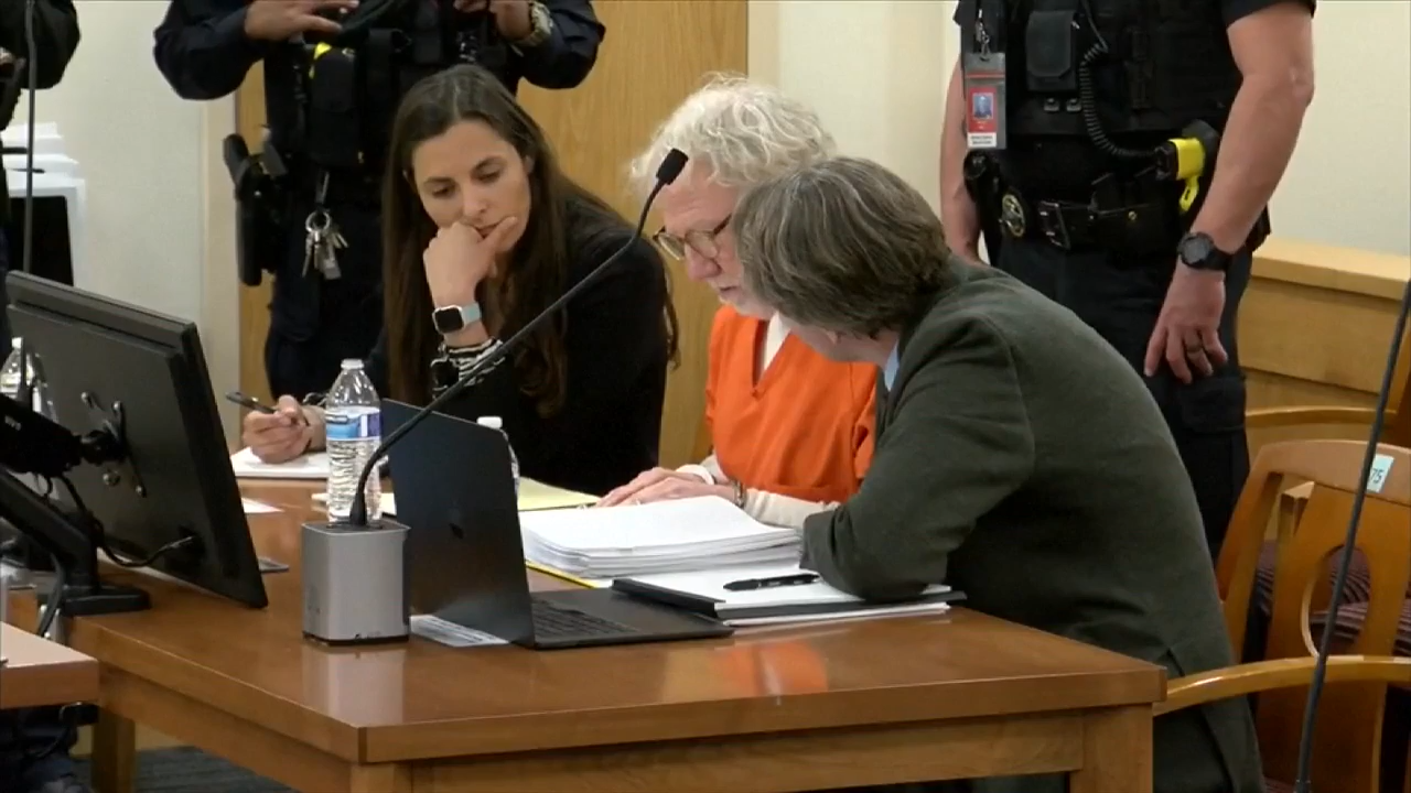 Judge orders release of actor Timothy Busfield from jail in New Mexico ...
