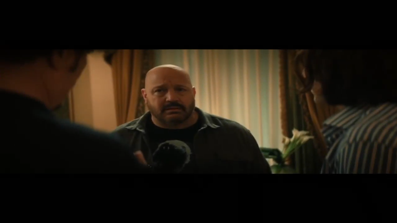 Deco catches up with Kevin James at Coconut Grove premiere of rom-com, ‘Solo Mio’