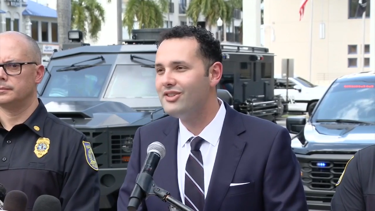 Hialeah mayor, police chief say Netflix film starring Ben Affleck, Matt Damon make city officials, residents look bad
