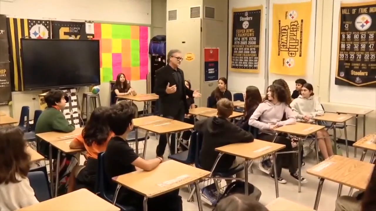 M-DCPS selecting 4 finalists for Teacher of the Year award, showcasing excellence and learning skills