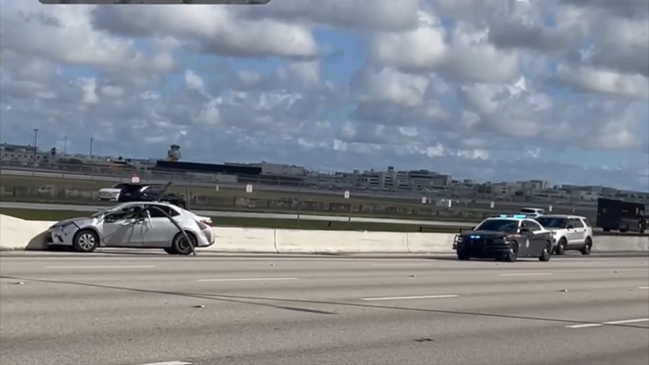 1 dead after violent crash in NW Miami-Dade, State Road 836 briefly shut down but reopened