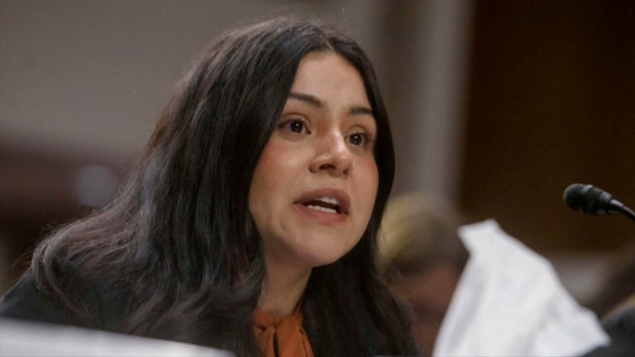 Lawyers of Chicago woman shot by federal agents say documents show how DHS lies about investigations