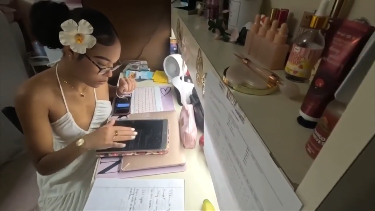 ‘It looks like we are living in a third-world country’: FMU freshman says she’s disappointed by dirty dorms