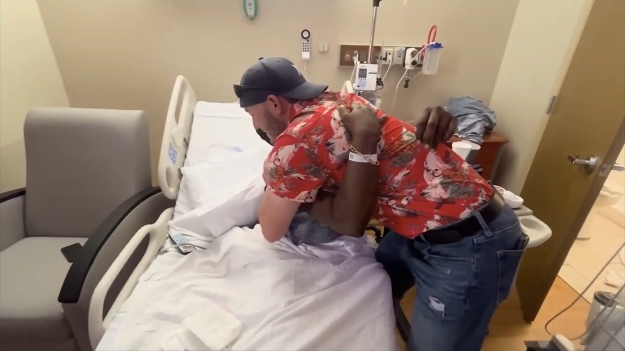 Mother of 3 reunites with good Samaritan after crashing into canal