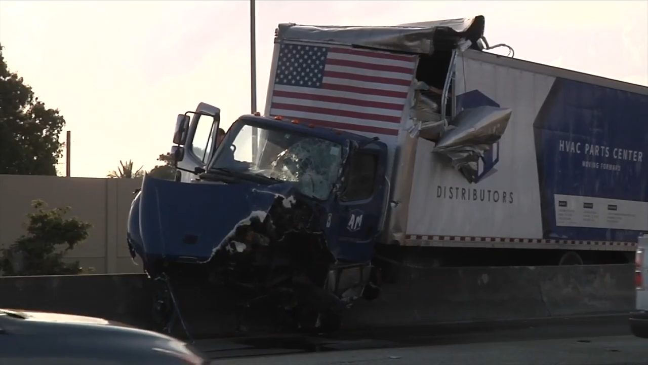 1 killed, 1 hospitalized after multi-vehicle collision on Turnpike near ...