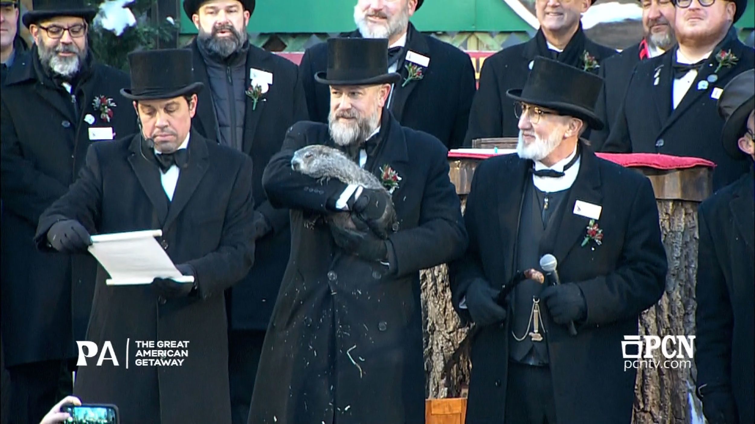 What did the groundhog see? Punxsutawney Phil’s winter prediction is in