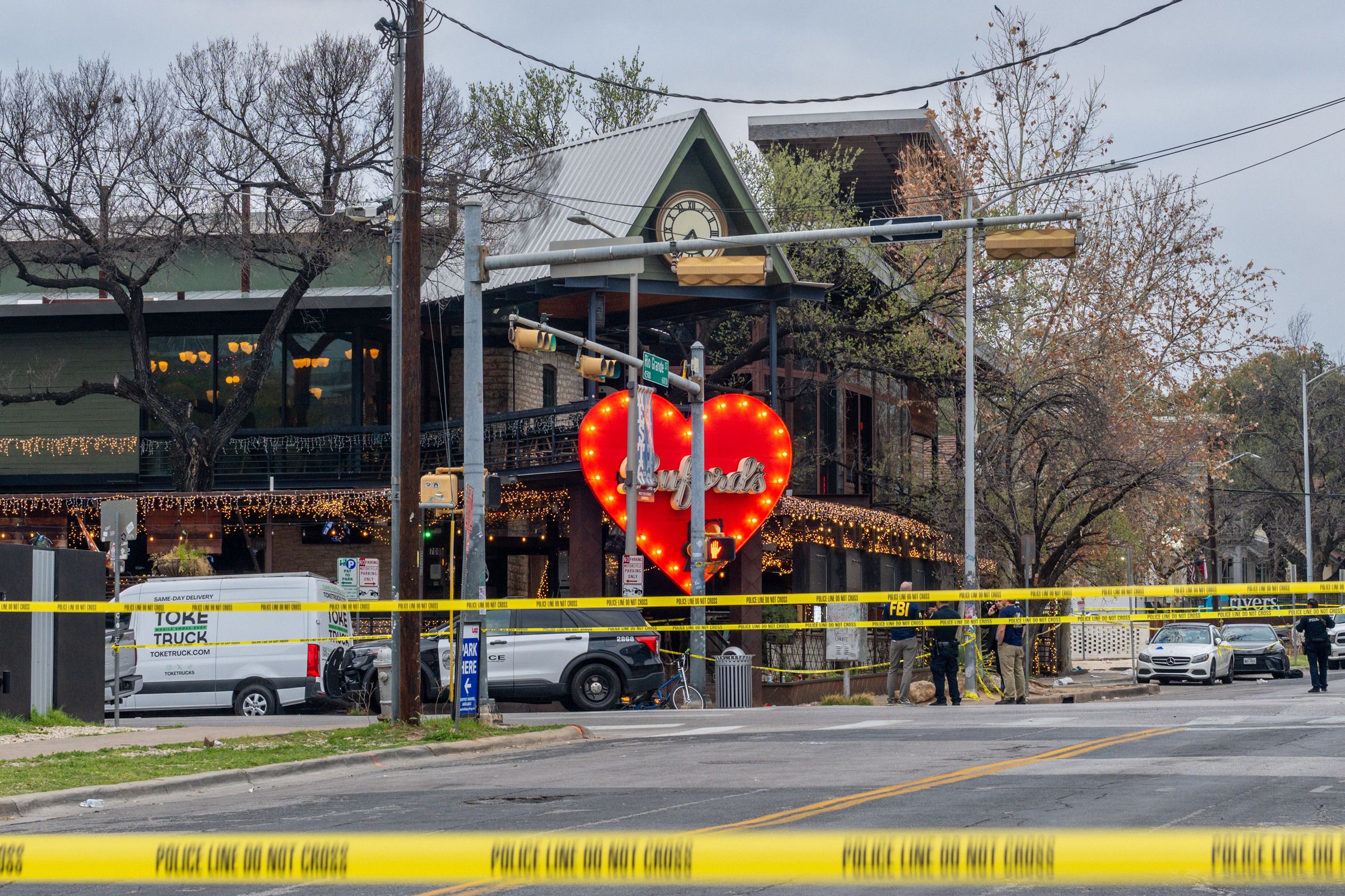 Death toll rises to 3 as officials probe whether Austin mass shooting ...