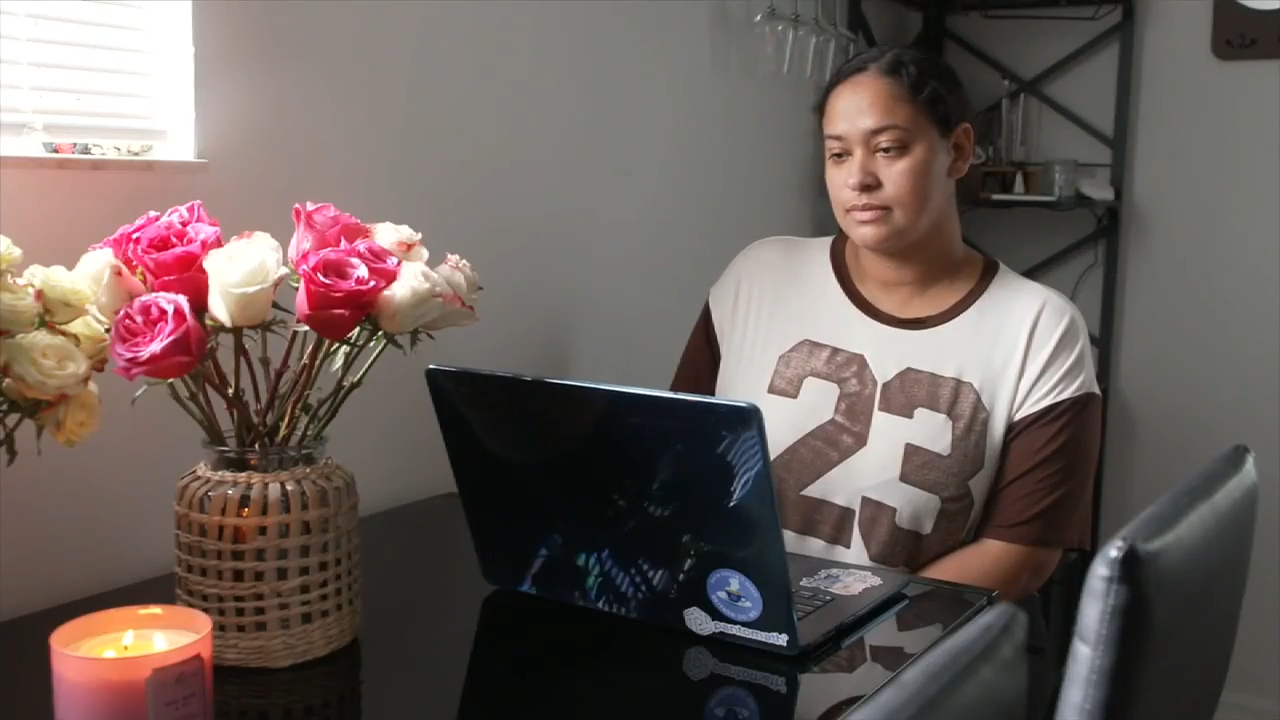 Wedding weeks away, no venue