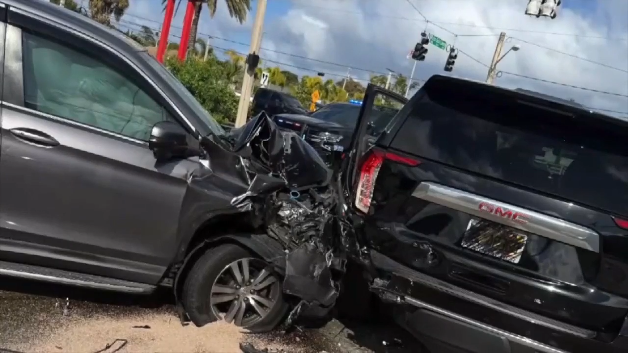 Lyft driver says ride from Pompano Beach turned into carjacking, pursuit in West Palm Beach