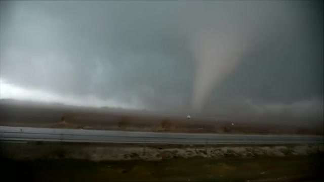 Tornadoes kill 2 in northwestern Indiana and raze buildings in Kankakee ...