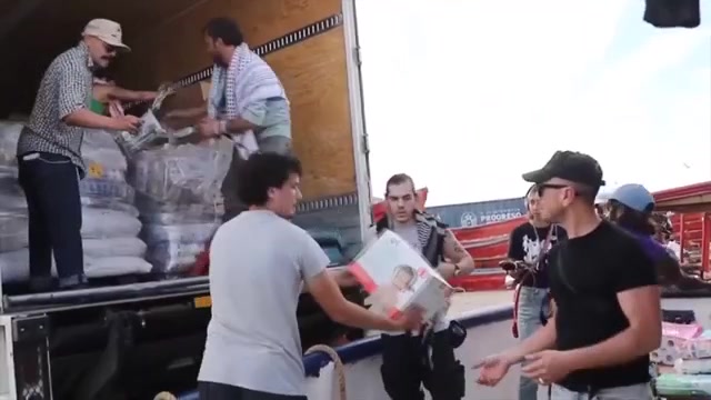 Humanitarian aid convoy heads to Cuba from Mexico amid criticism from local Cuban exile leader