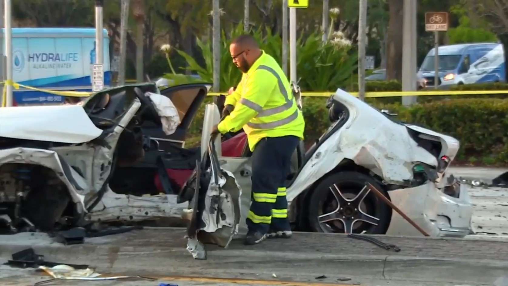 3 hospitalized after overnight crash involving FLFR truck that closed ...