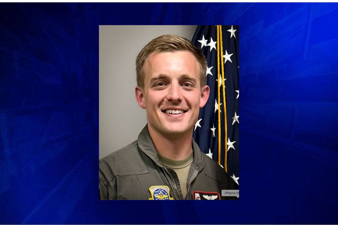 Crew of fatal US military crash included Alabama father and several from Ohio