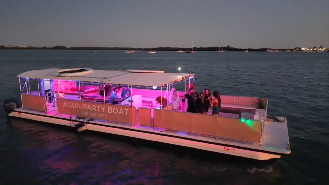 Aqua Party Boat adds karaoke sing-alongs to their fun activities on the water