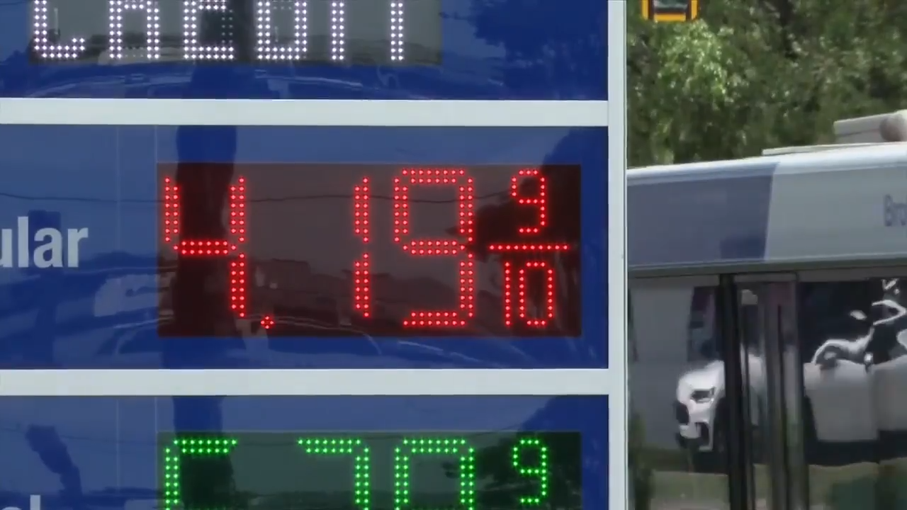 Wasserman Schultz calls on Trump administration to take action amid growing concerns over gas prices