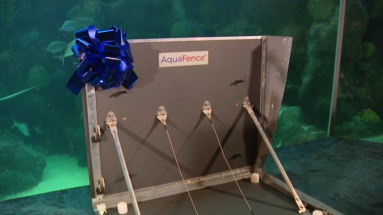 AquaFence donates new flood barrier to Florida Aquarium in Tampa