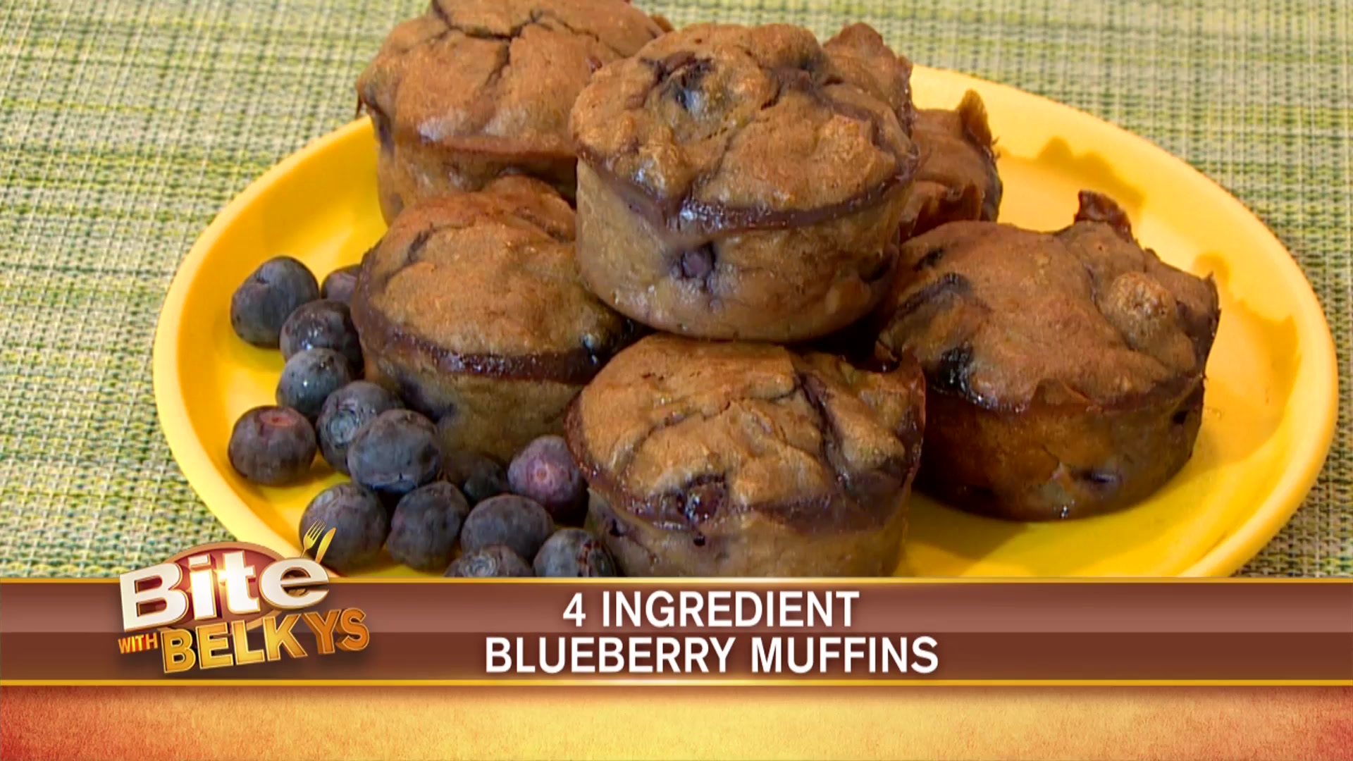 4 Ingredient Blueberry Muffins / Belkys