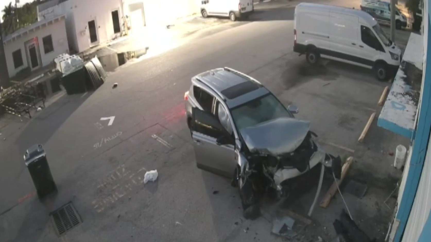 SUV crashes into Oakland Park business, causing extensive damage - WSVN ...