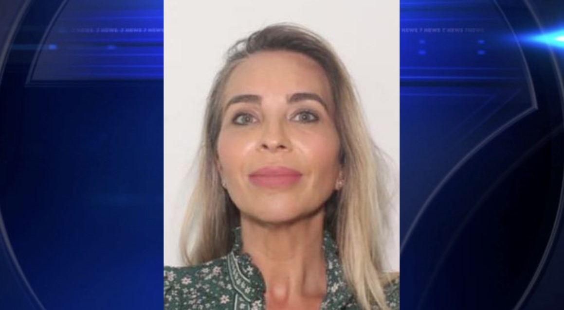 Florida property manager accused of stealing hundreds of thousands from HOAs to fund plastic surgery, lavish vacations