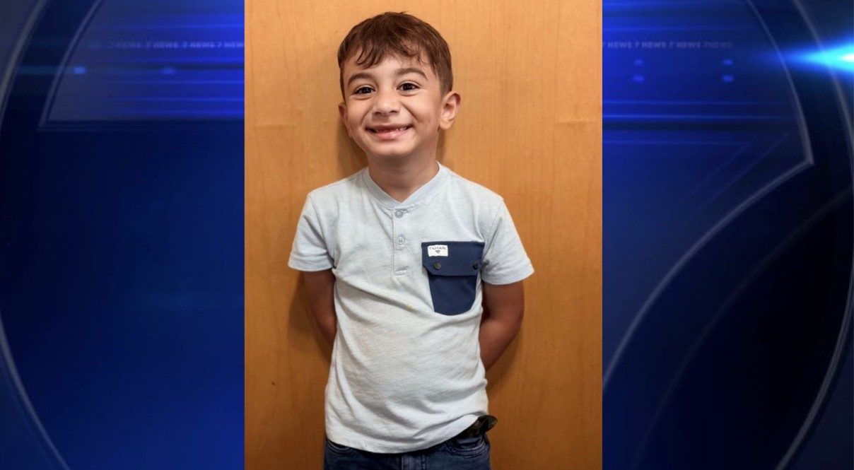 Miami Police need to ID boy found wandering alone in Allapattah