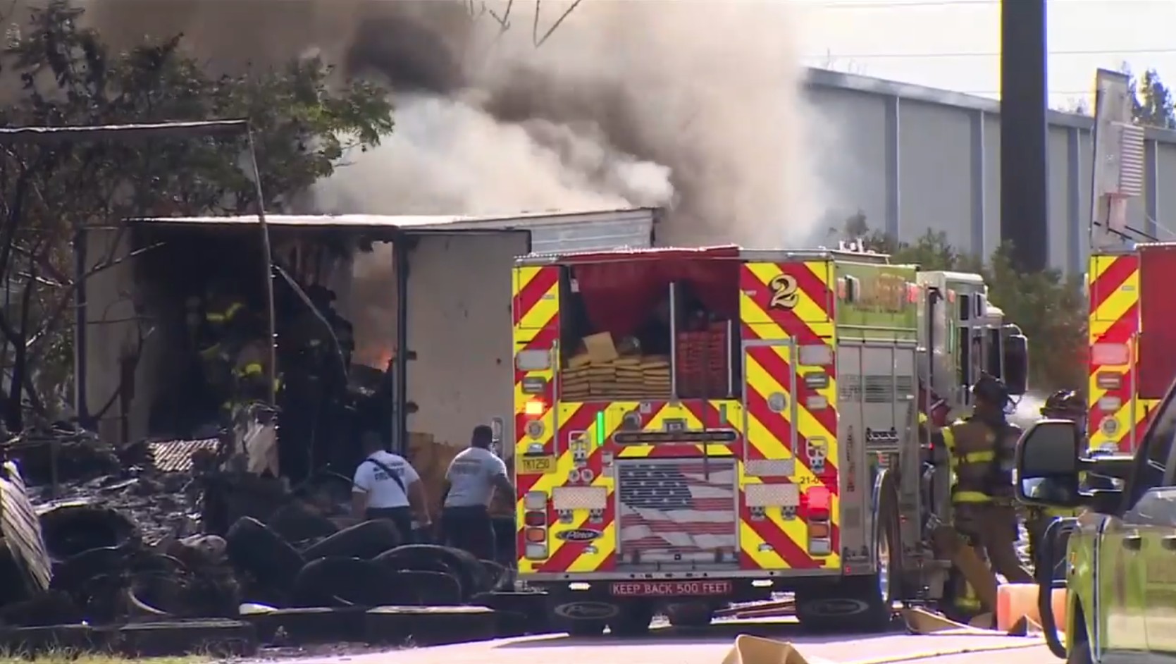 2 semi-trucks catch fire in NW Miami-Dade; no injuries