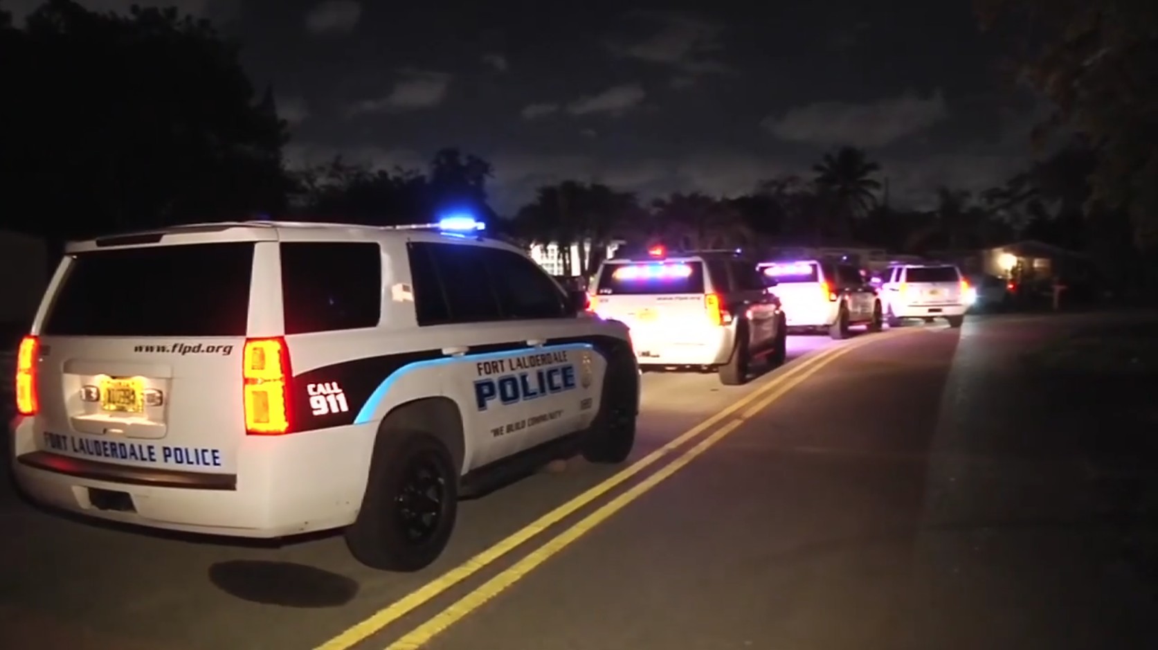 K-9 shot during pursuit in Fort Lauderdale but expected to survive; suspect stable