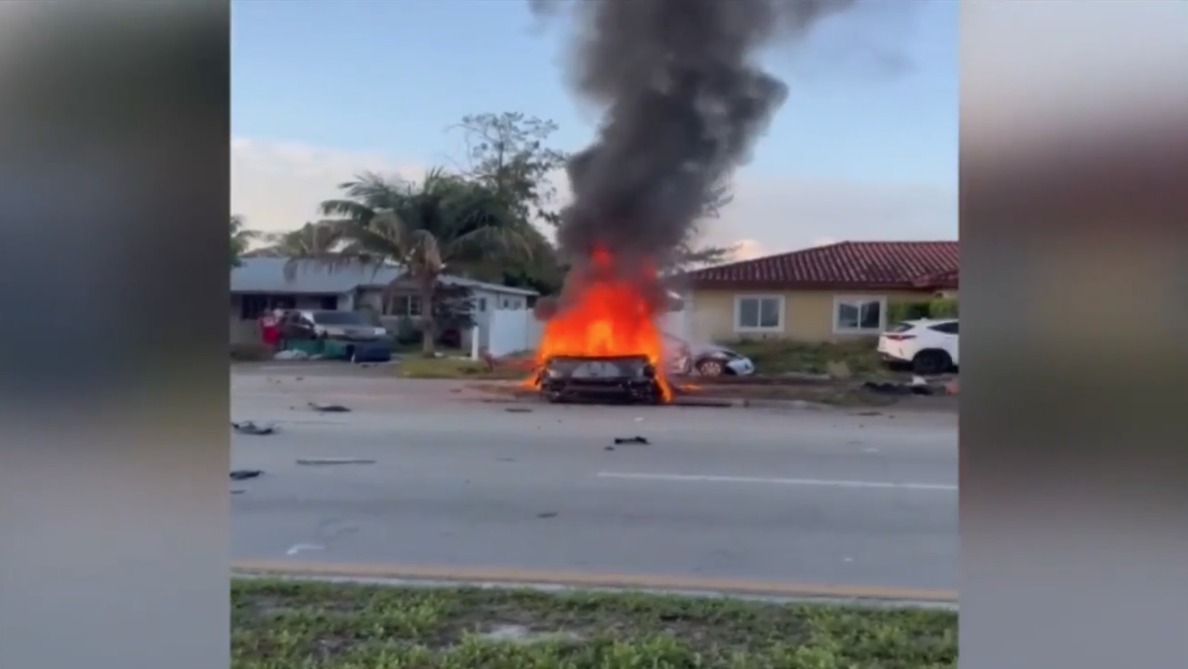 Man dead, 2 women critical after Corvette crashes in Opa-locka, bursts into flames; good Samaritan speaks out