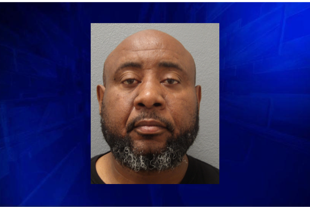 Security guard arrested for pointing gun at fishermen in Islamorada