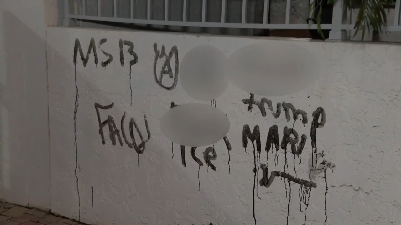 Good Samaritan assaulted by teens who sprayed antisemitic graffiti in Miami Beach; 1 in custody
