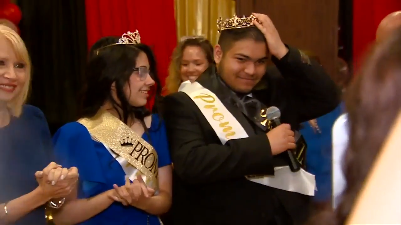Organizers host prom night for high school seniors with special needs