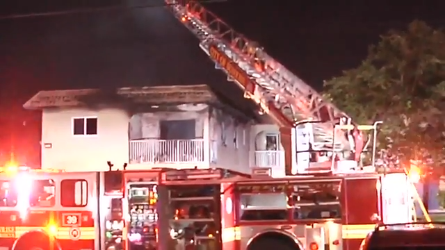 Fire crews extinguish apartment fire in Sunrise; no injuries reported ...