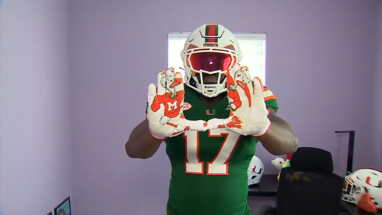 Hurricanes fan known for dressing up as player joins Miramar Police in honor of late brother and father – WSVN 7News | Miami News, Weather, Sports | Fort Lauderdale