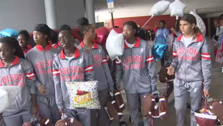Miami Edison High girls’ flag football competing in state semifinals in Tampa