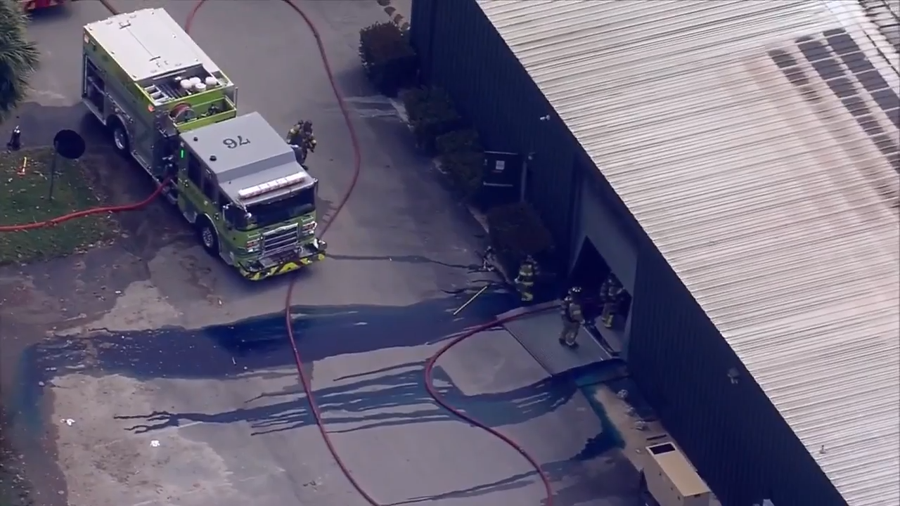Golf cart erupts in flames at course in Surfside; no injuries reported