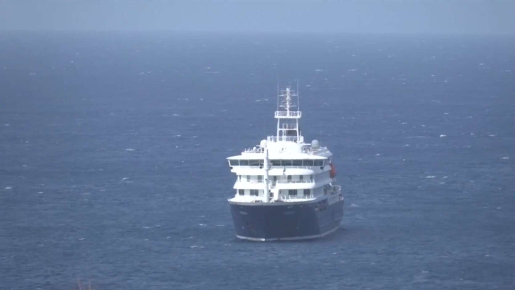 Cruise ship with hantavirus outbreak heads to Canary Islands after 3 ...