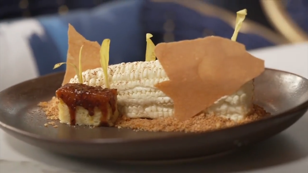 ‘The Mexican’ restaurant in Brickell Key offers delicious Mexican food, drinks