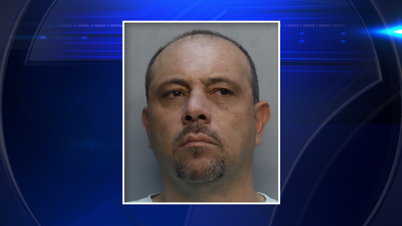 wsvn.com - Allyson Castillo - Man arrested in SW Miami-Dade after postal theft investigation uncovers drugs and stolen mail - WSVN 7News | Miami News, Weather, Sports | Fort Lauderdale