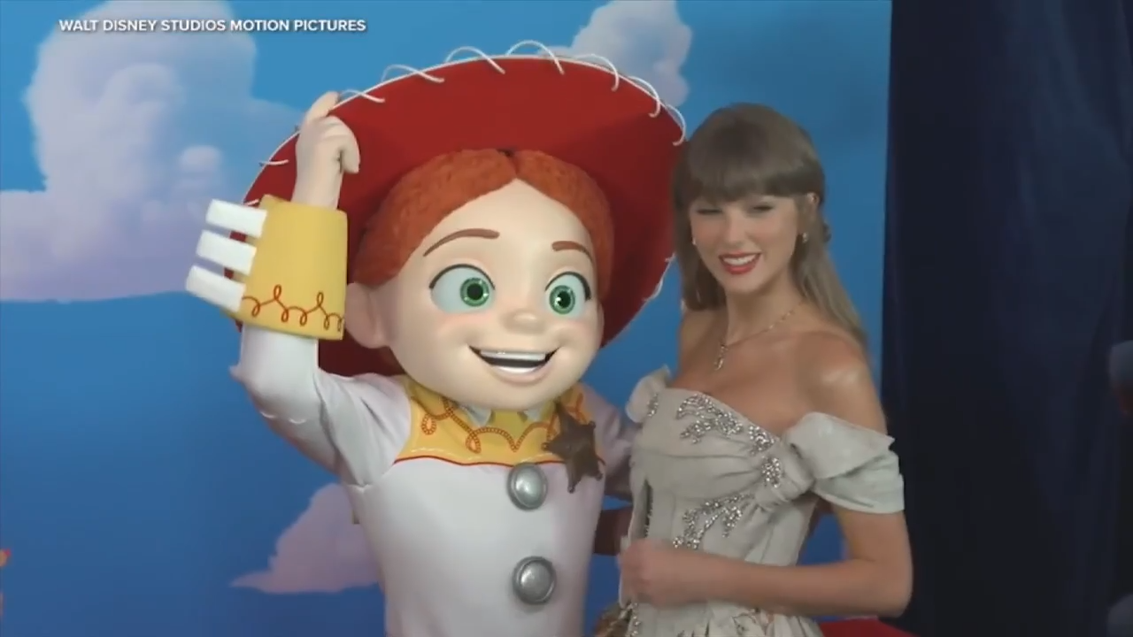 Cast of ‘Toy Story 5’ attends star-studded Hollywood premier