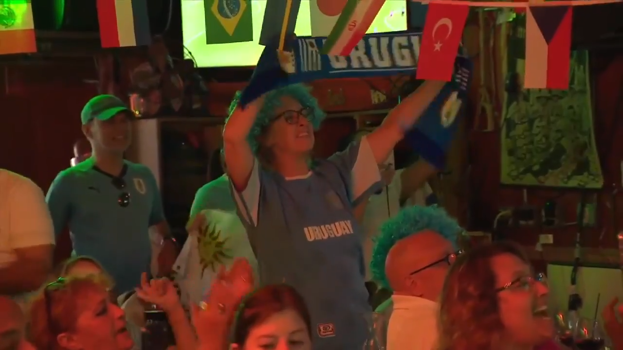 Uruguayan fans cheer on their team, remain hopeful after match against Saudi Arabia ends in 1-1 draw