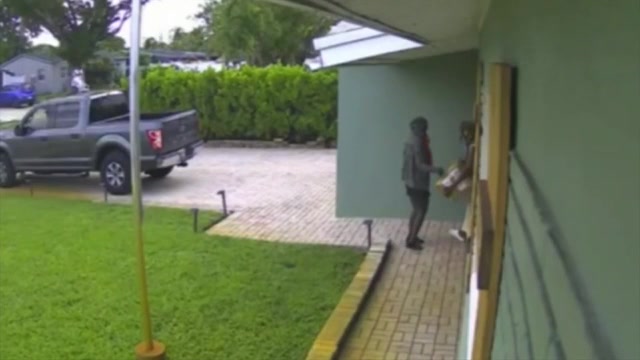 2 porch pirates swipe package worth thousands of dollars from swimwear designer’s Fort Lauderdale home