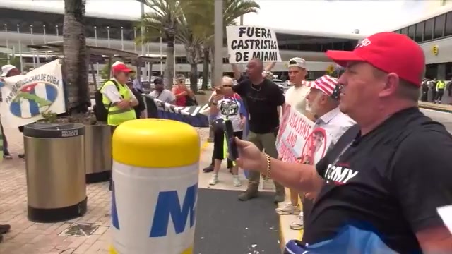 Protests for and against US sanctions, possible military intervention in Cuba held at MIA