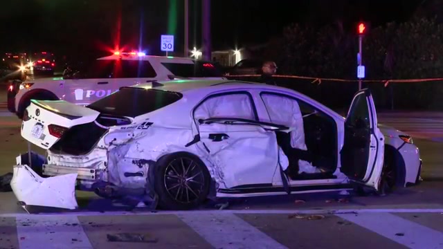 Several people reportedly hurt in ‘mass casualty’ crash near Miami Gardens