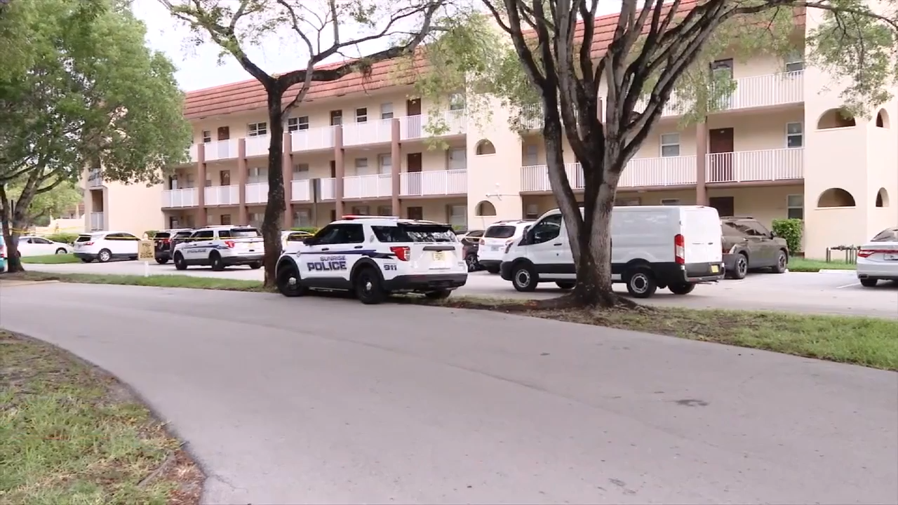 1 dead, 1 in custody after shooting in Sunrise